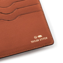 Load image into Gallery viewer, The Minimalist Billfold Wallet in Brown
